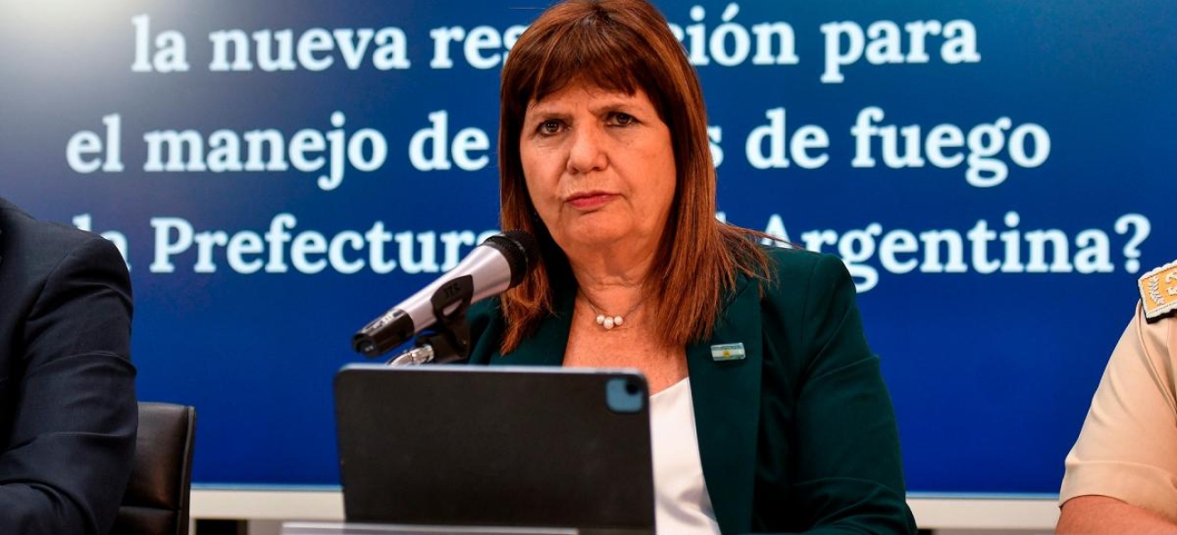 (((video))) Bullrich habilitó a Prefectura a utilizar todo tipo de armas de fuego para prevenir delitos