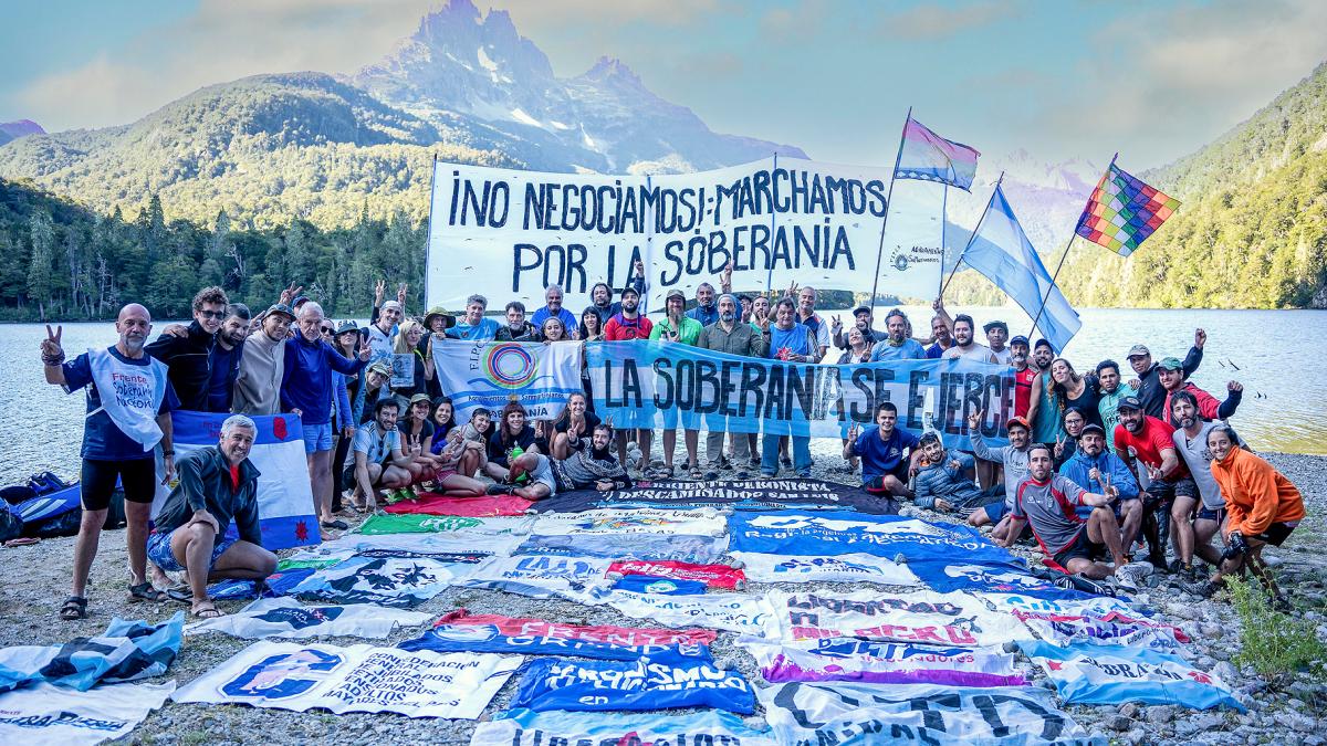 Parte de Bariloche la 8va Marcha por la Soberanía a Lago Escondido