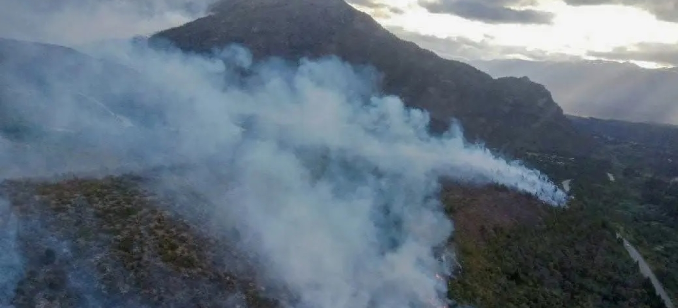 (((audio))) Cordillera: frente a altas temperaturas, continúa el alerta por incendios
