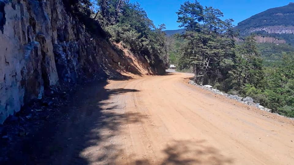 Bariloche: cierran los caminos de montaña por alerta de fuertes vientos