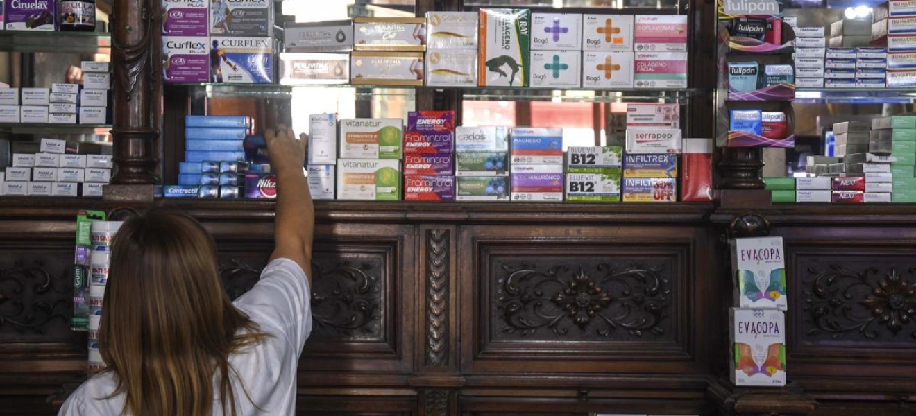 Los medicamentos más consumidos por los adultos mayores subieron un 83%