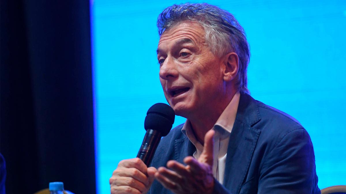 Macri se reunió con gobernadores de Chubut y Entre Ríos y pidió cuidar territorios del PRO