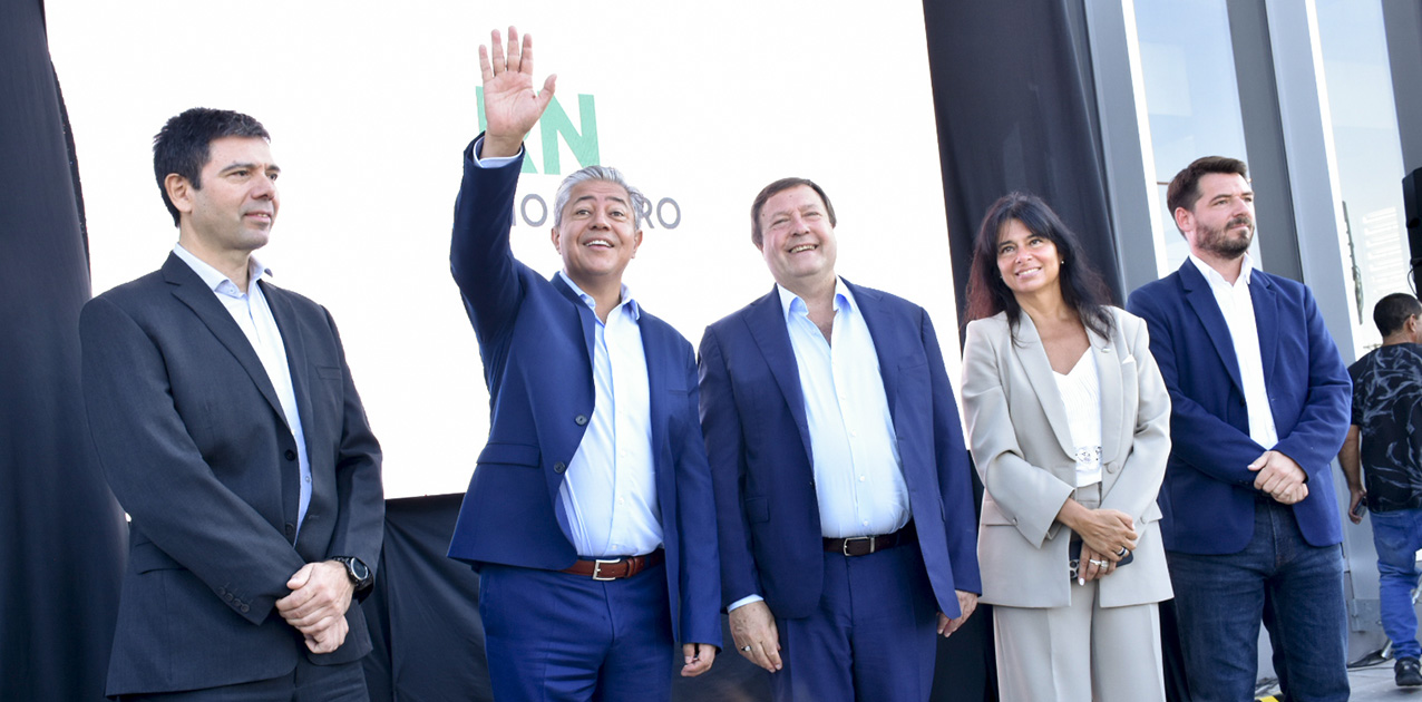 El Gobernador de Neuquén participó de la inauguración del edificio de Energía en Río Negro