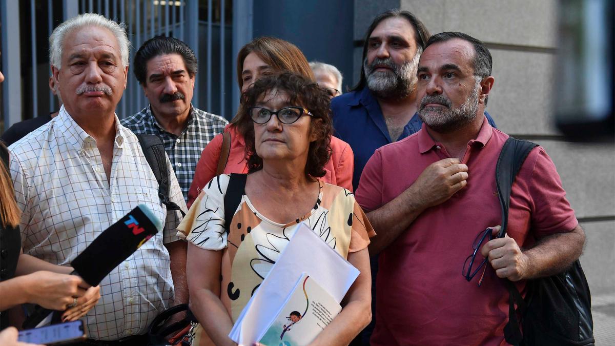 (((video))) La reunión por el salario mínimo docente pasó a un cuarto intermedio