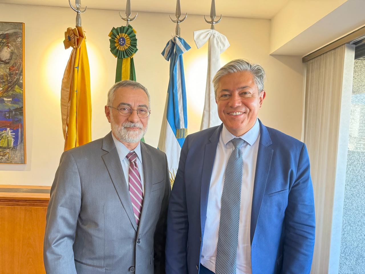 Gobernador de Neuquén se reunió con el embajador de Brasil