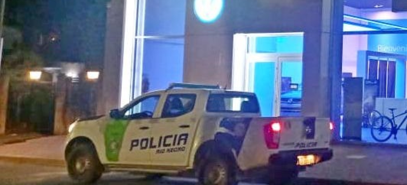 Bariloche: Dos jóvenes intentaron robar en una concesionaria de autos