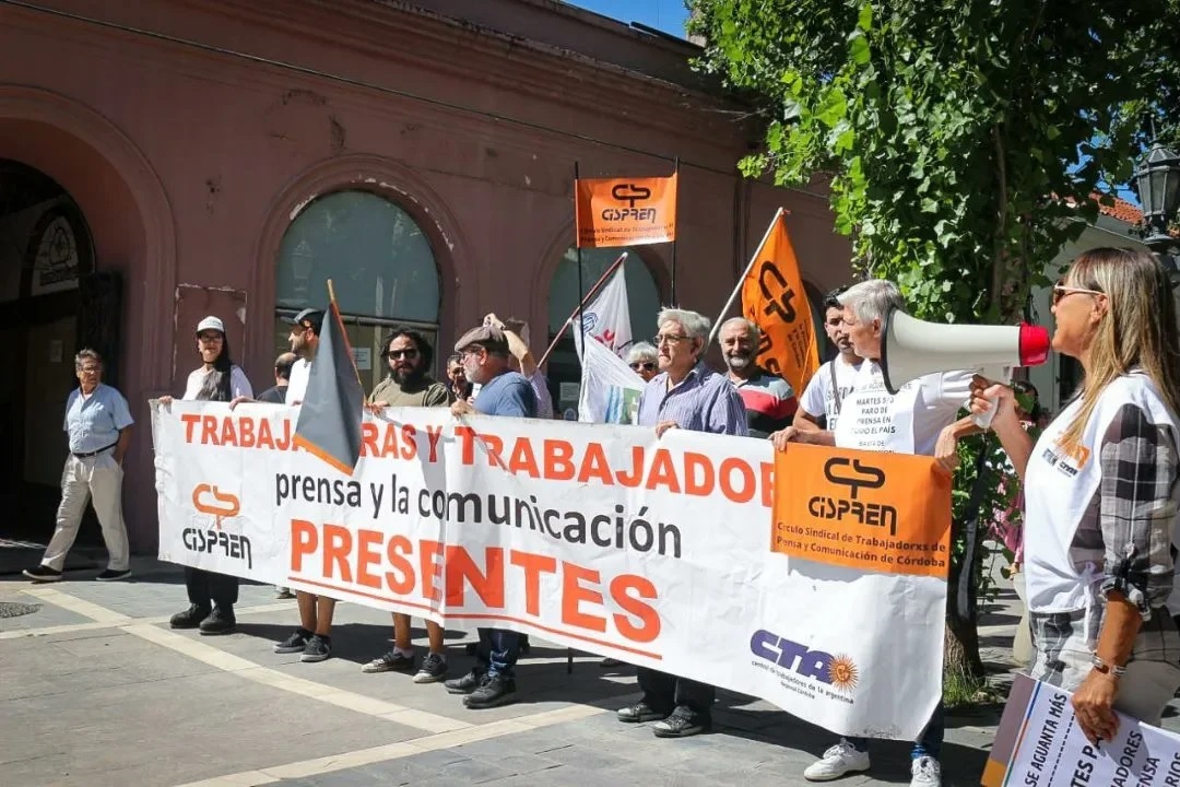 Trabajadores de la prensa escrita reclaman aumentos ante la intransigencia de las patronales