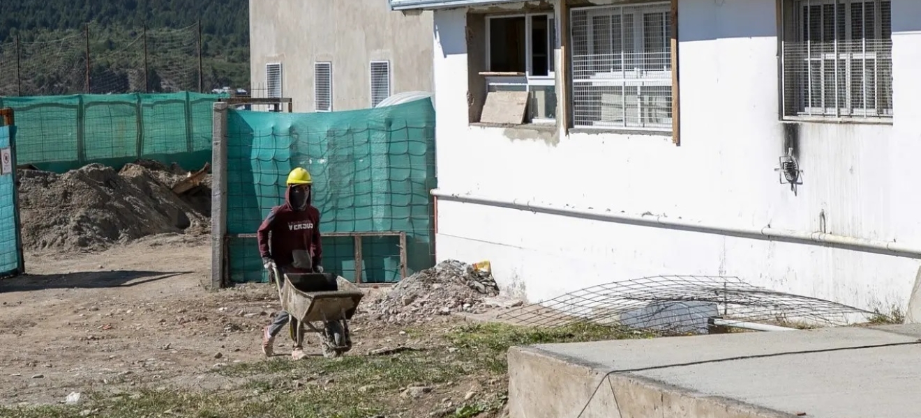 Las obras educativas que Milei eliminó en Río Negro