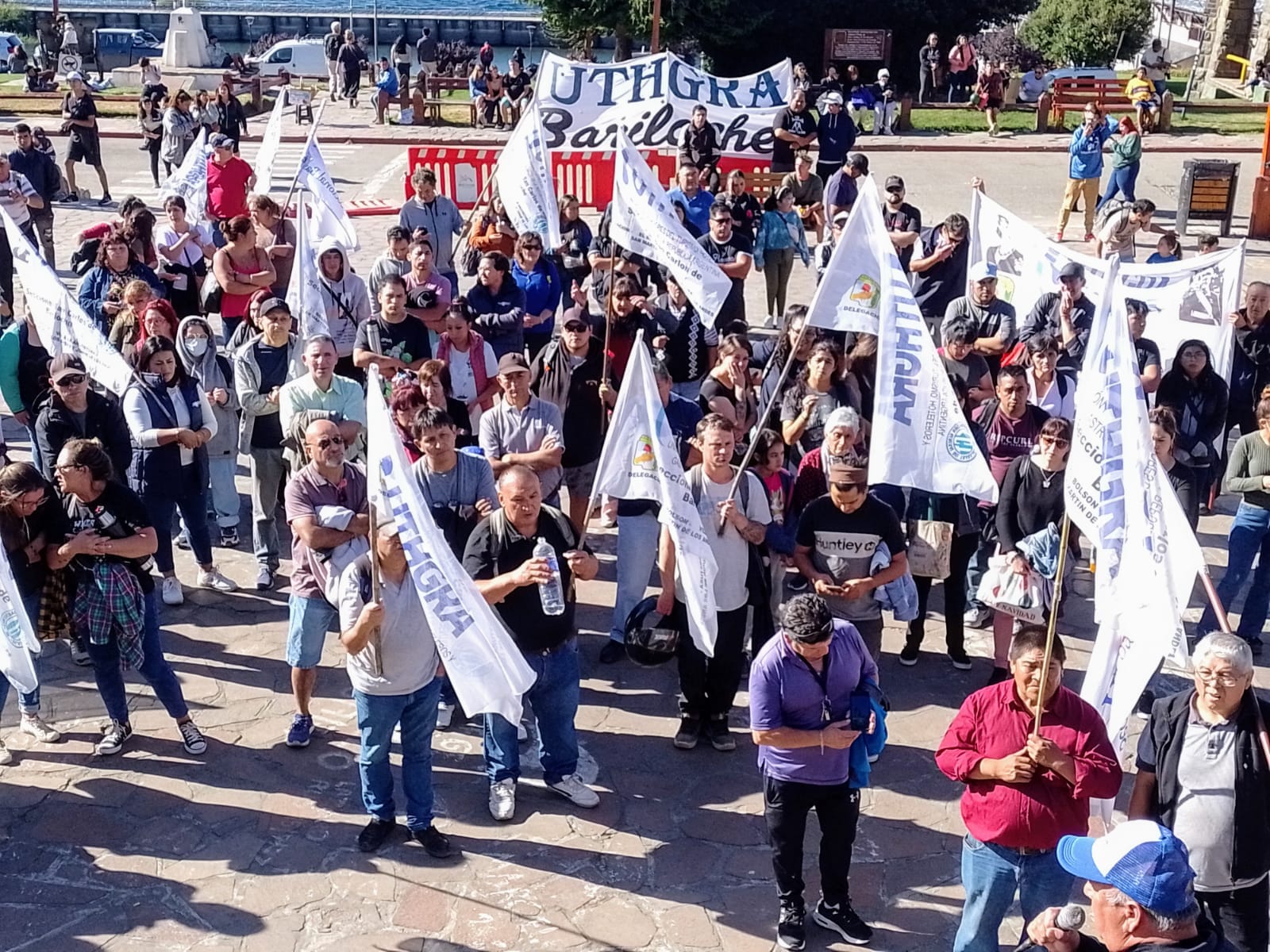 UTHGRA Bariloche ratifica el reclamo por el adelanto de los aumentos retroactivos