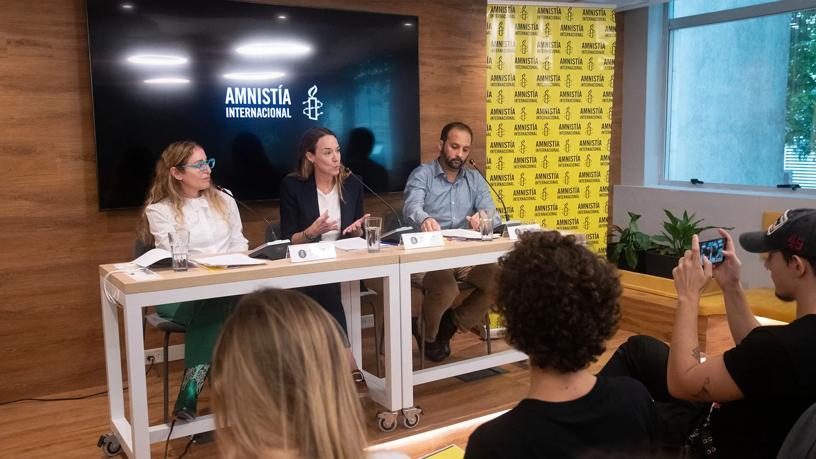 Amnistía criticó la falta de diálogo y la violencia del Gobierno de Milei