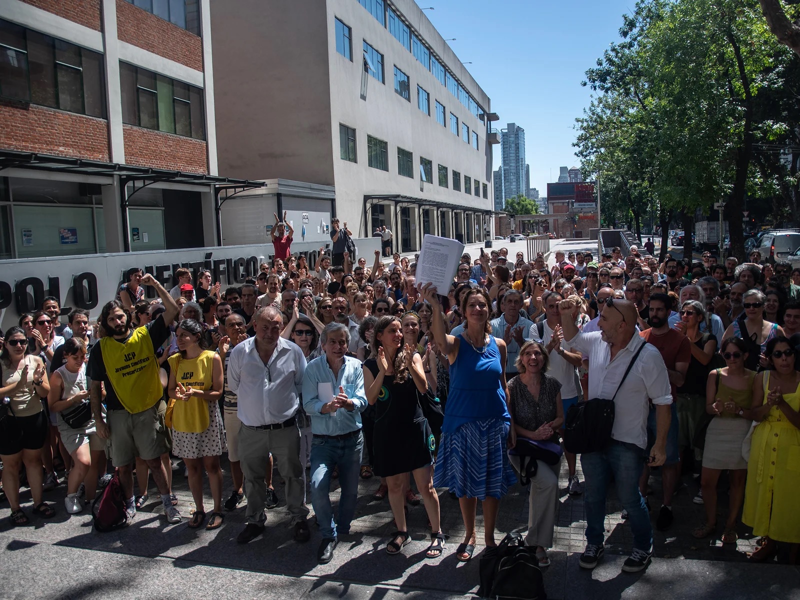 Paro nacional de Conicet contra la destrucción y el ataque a la ciencia argentina