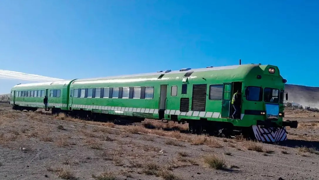 El Tren Patagónico reactivó el servicio que une Jacobacci con Bariloche