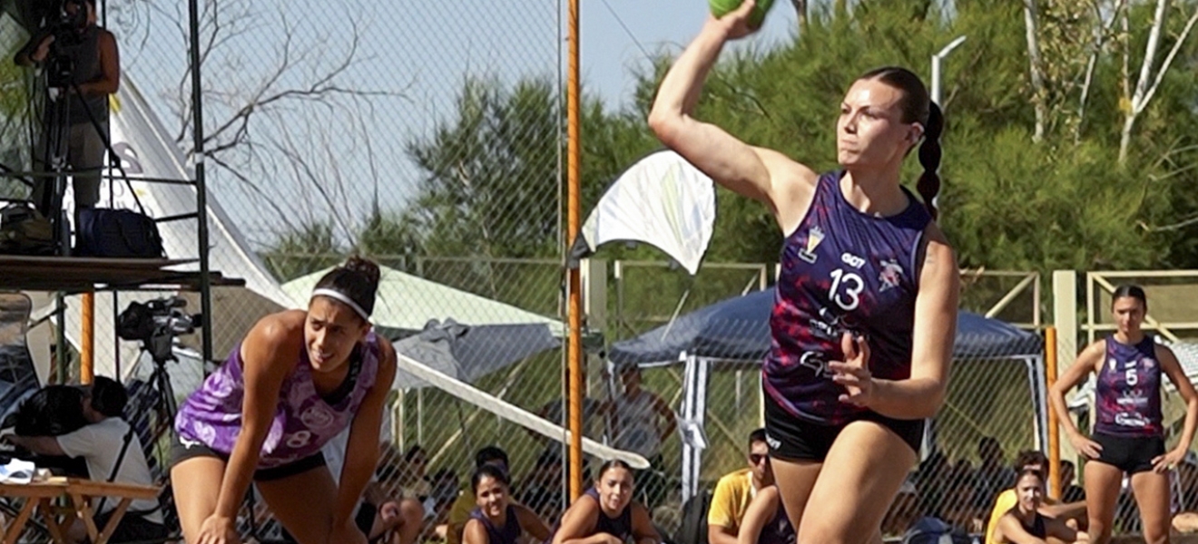 Deportistas neuquinos buscan clasificar para el mundial de beach handball