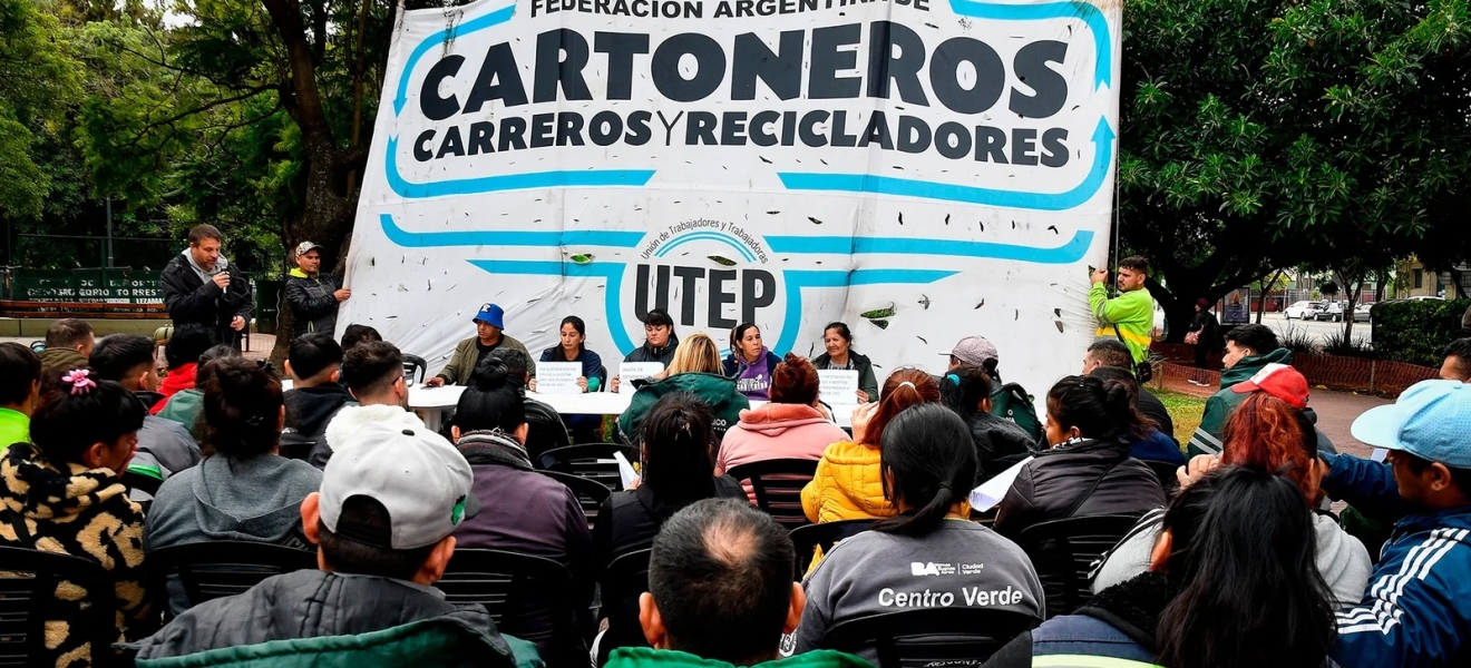 Cartoneros criticaron al Gobierno porteño por demoras en el pago de salarios