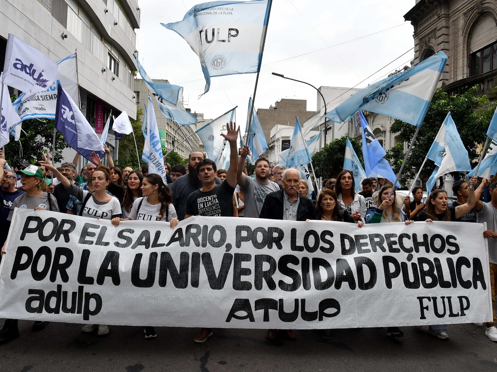 El radicalismo se suma a la marcha en defensa de las universidades públicas