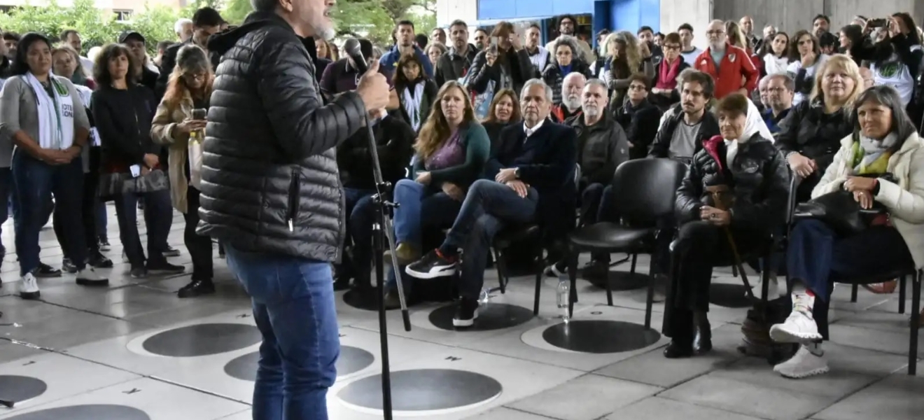 Aguiar llamó a multiplicar las protestas para defender el Estado