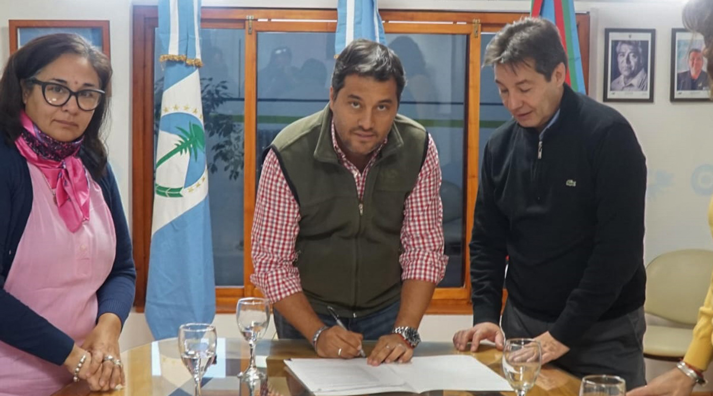 Ley Micaela: Neuquén y municipio de Zapala acuerdan plan de capacitación