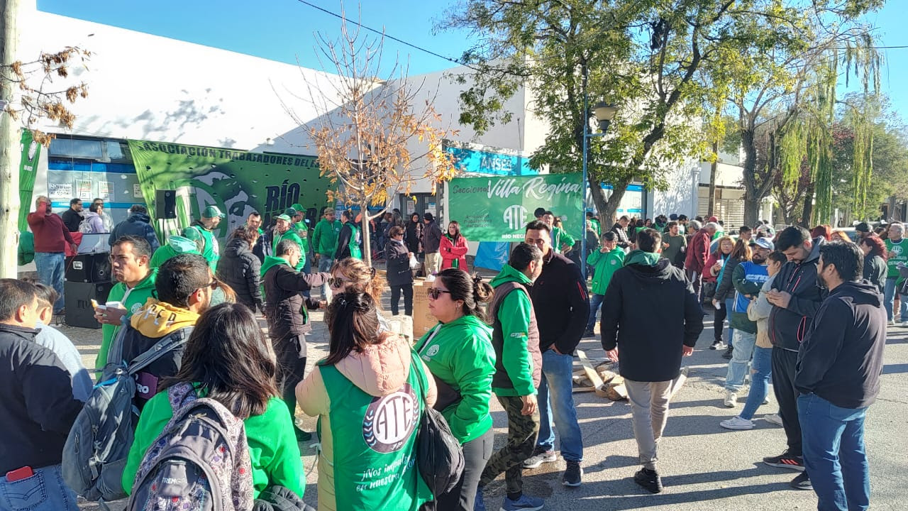 ATE Río Negro abraza a la ANSES en General Roca