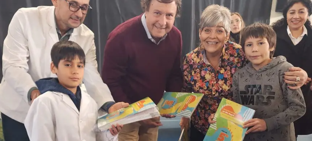 Se presentó en Bariloche el libro Encontrarnos en Río Negro