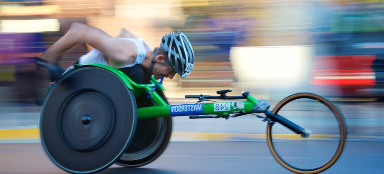 Río Negro: Ordenan la entrega inmediata de una silla de ruedas a atleta con discapacidad