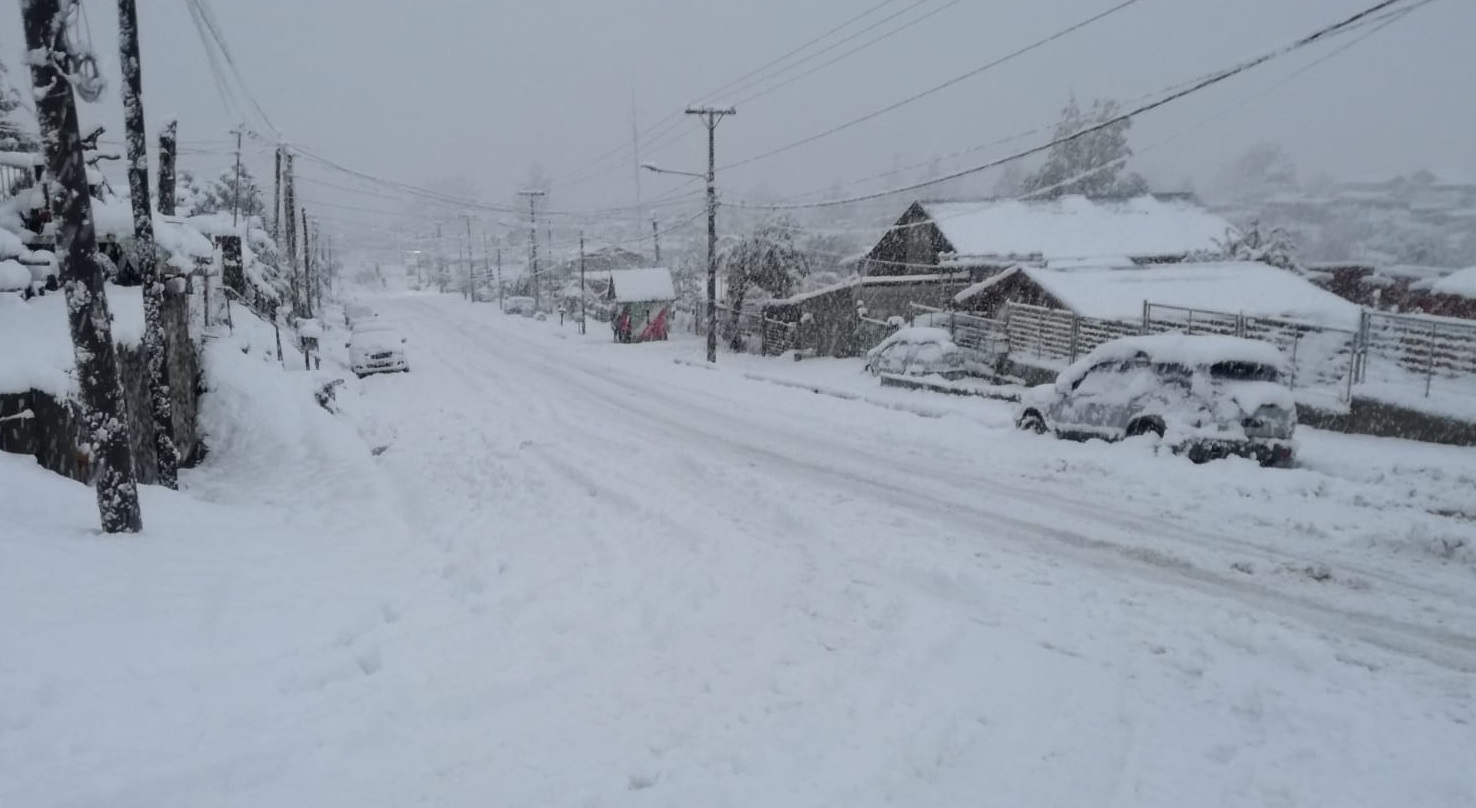 Por la nevada no hay recolección de residuos en Bariloche