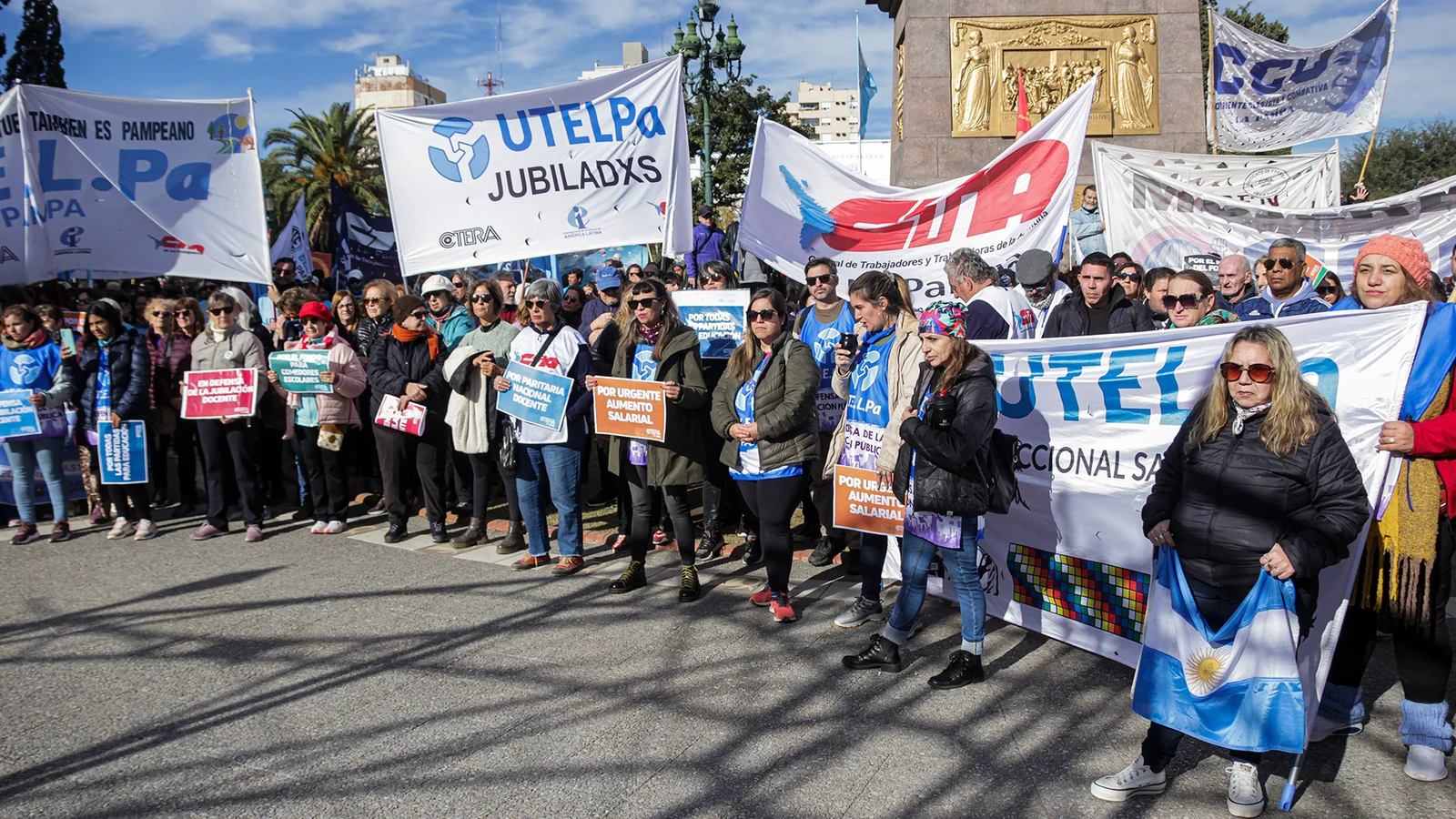 La huelga en las provincias: la mayoría paralizadas y hubo marchas contra la ley Bases