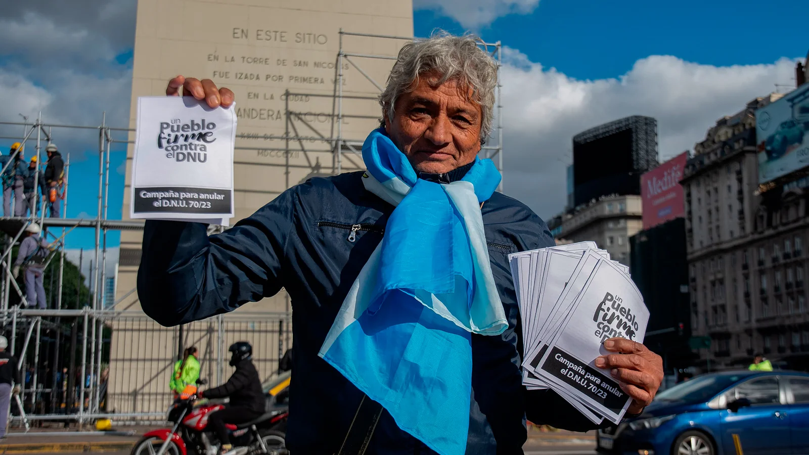 El ministerio de Trabajo bonaerense y centrales obreras impulsan campaña contra el DNU