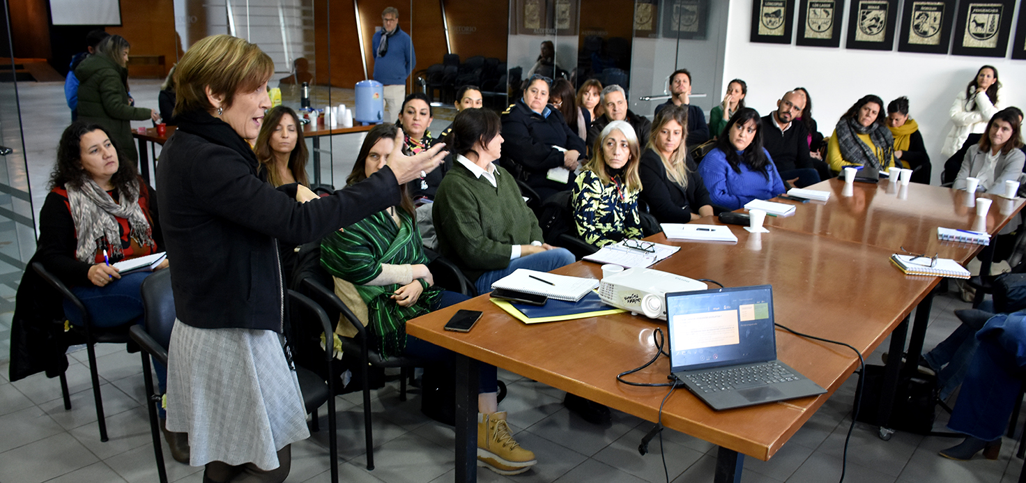 Neuquén: Trabajo interinstitucional contra la violencia familiar y de género