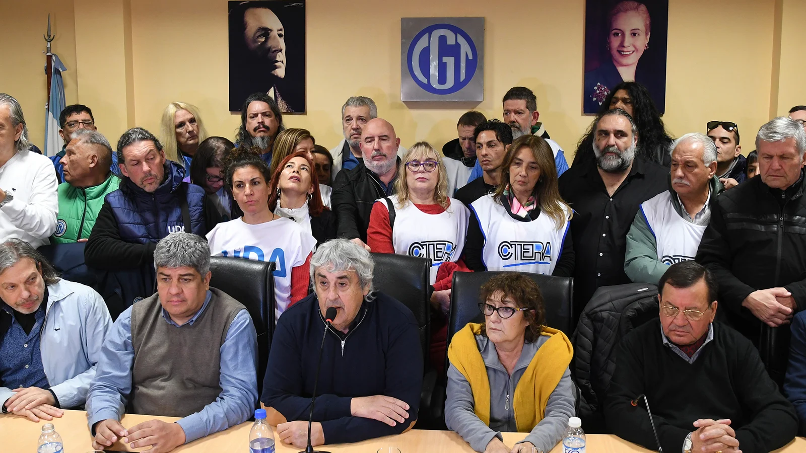 Los gremios docentes nacionales ratificaron el paro de 24 hs de este jueves