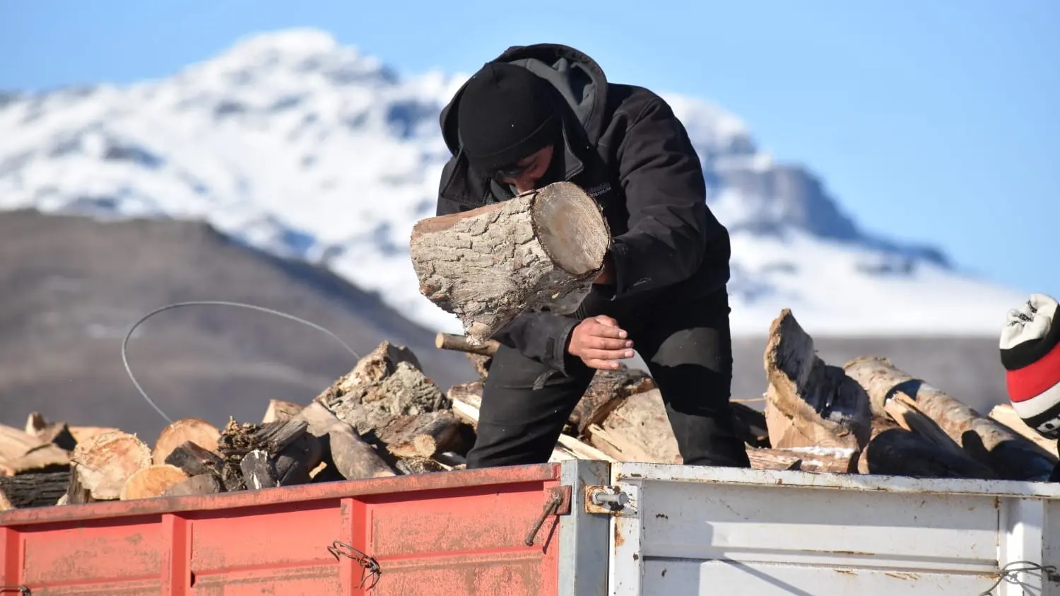 Más de 900 familias rionegrinas ya son alcanzadas por el Plan Calor