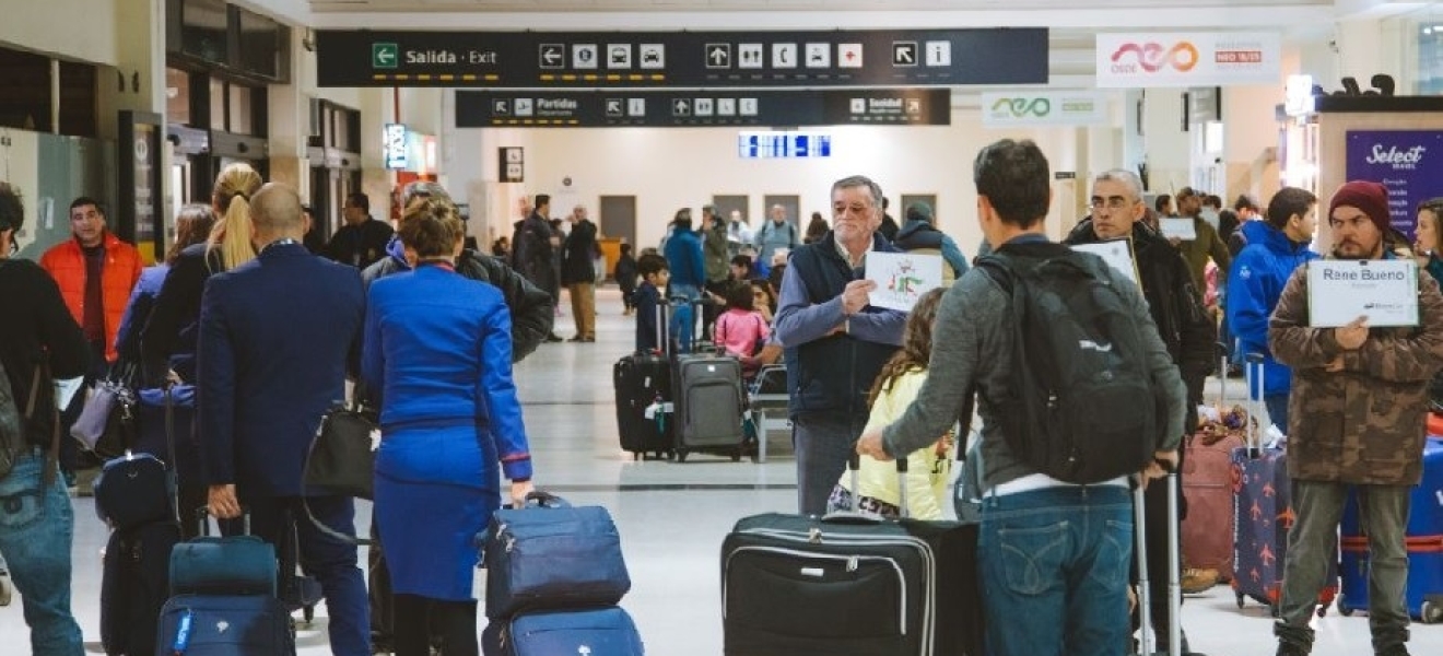 Solicitud para que el aeropuerto de Bariloche sea renombrado como Islas Malvinas Argentinas