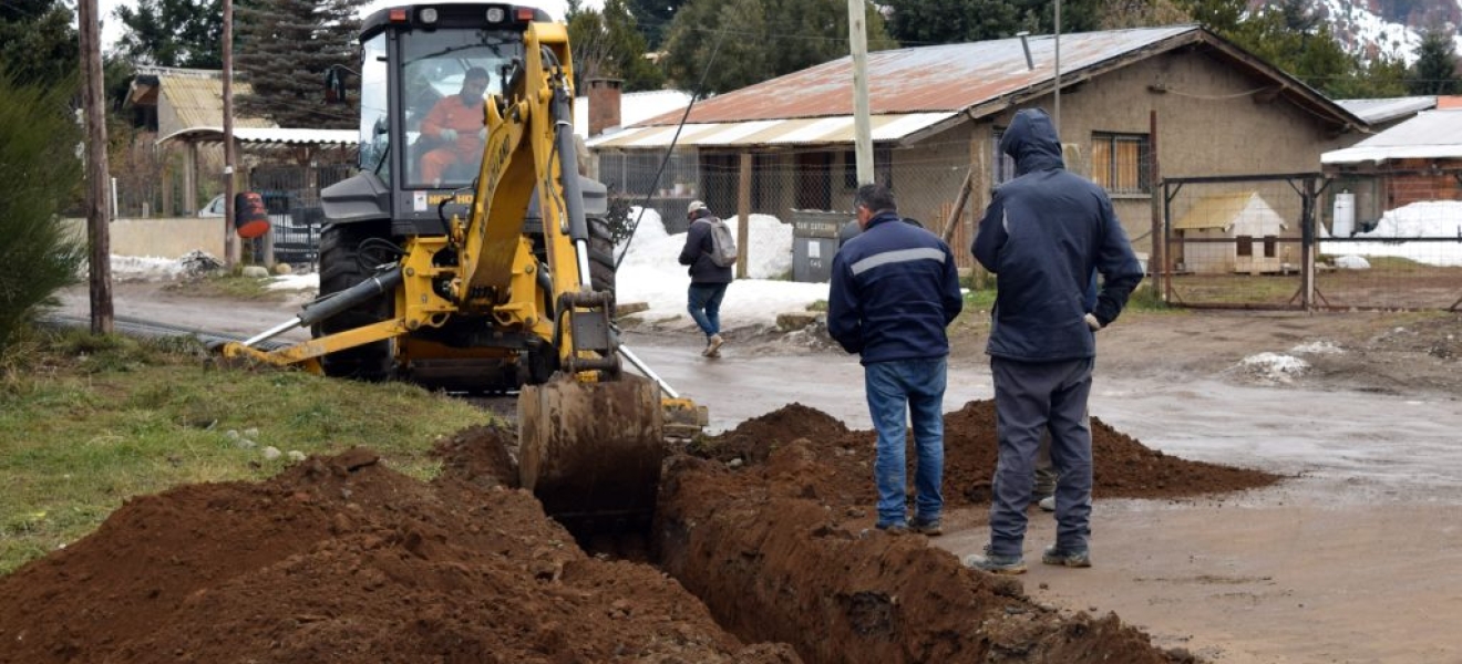 Bariloche: trabajan para prevenir inundaciones en El Frutillar