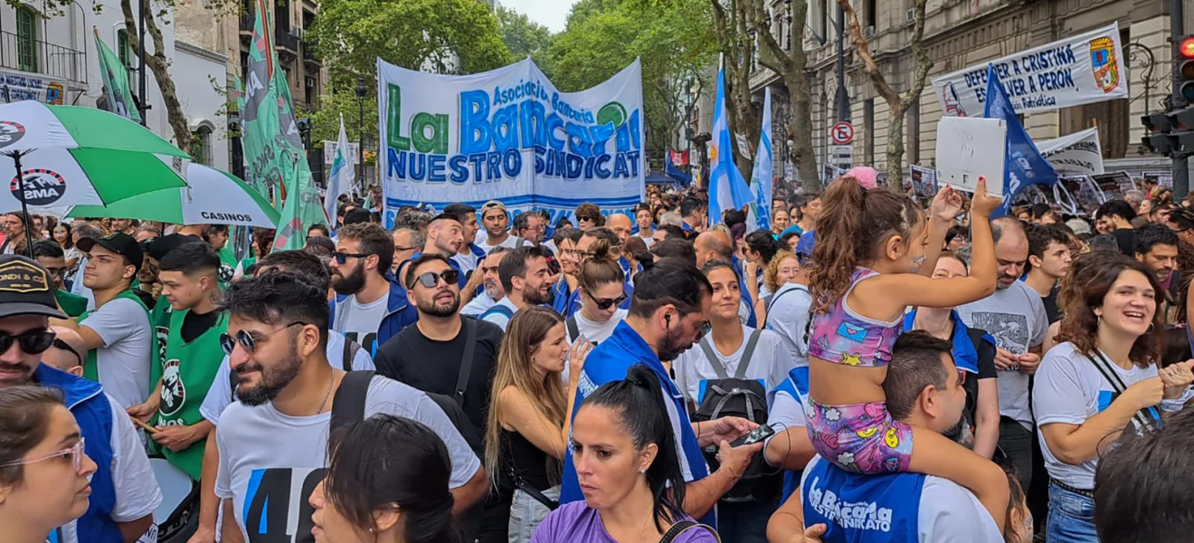 La Bancaria conmemoró el 25 de Mayo: ratificó esos ideales y condenó las políticas de Milei