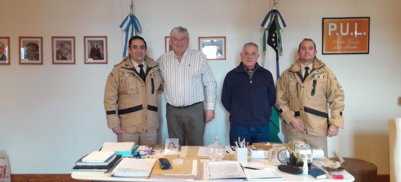 El intendente de Bariloche se reunió con referentes de prefectura naval