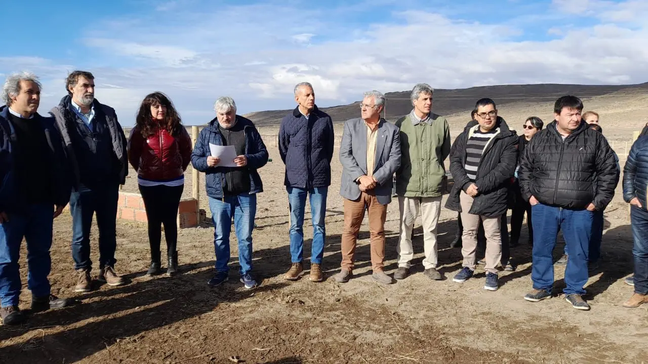 Se inauguró el primer engorde a corral comunitario de la Región Sur