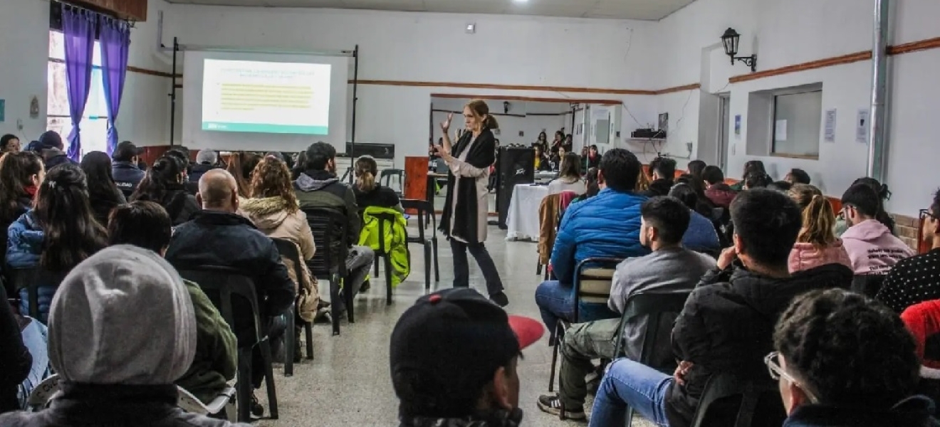 Río Negro capacita sobre violencia de género y diversidad sexual