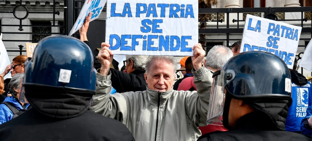 El peronismo organiza una vigilia en el Congreso contra la Ley Bases