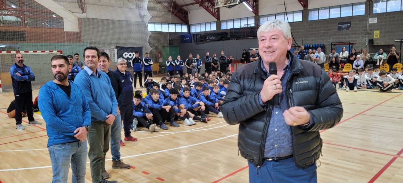 Bariloche: el intendente participó del cierre Torneo Nacional de Menores de Handball