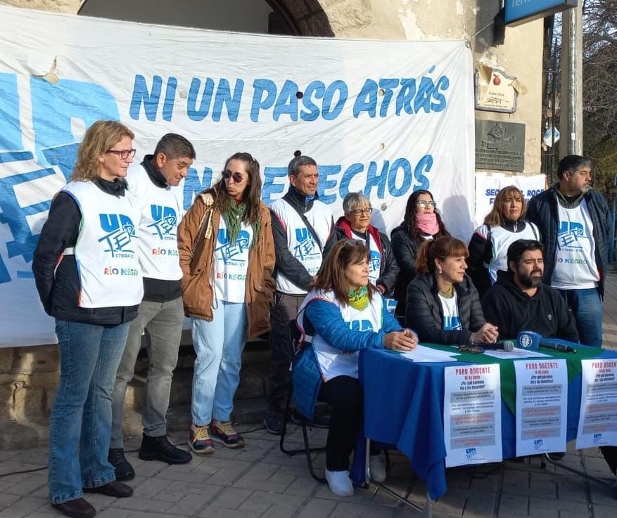 (((video))) Paro docente en Río Negro y pedido de paritaria el martes 18