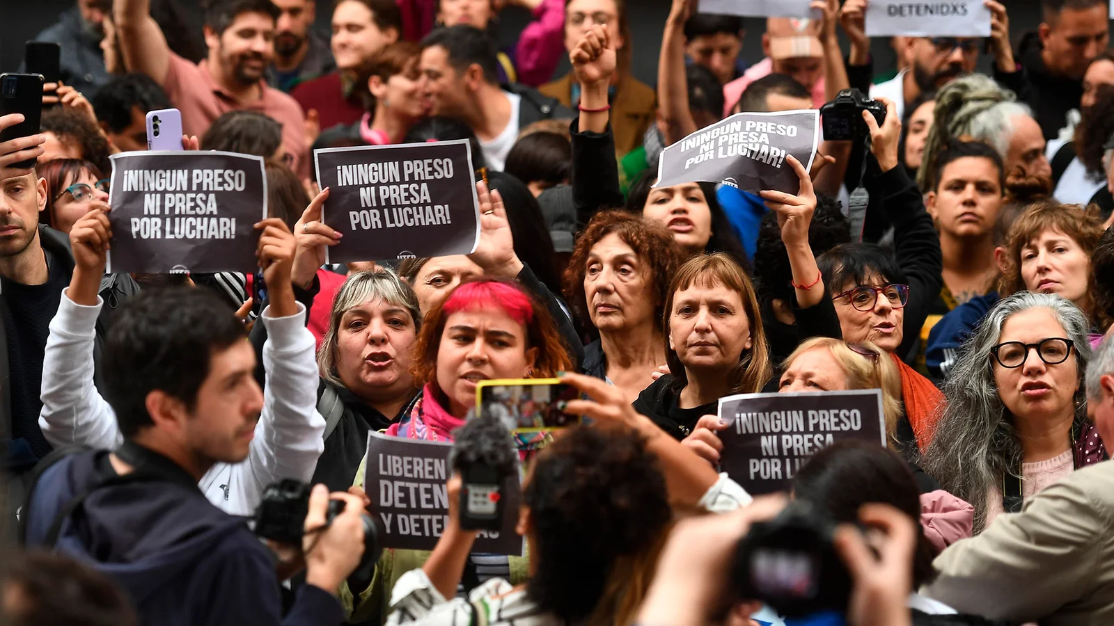 Amnistía condenó las detenciones en protestas y las políticas regresivas de Milei