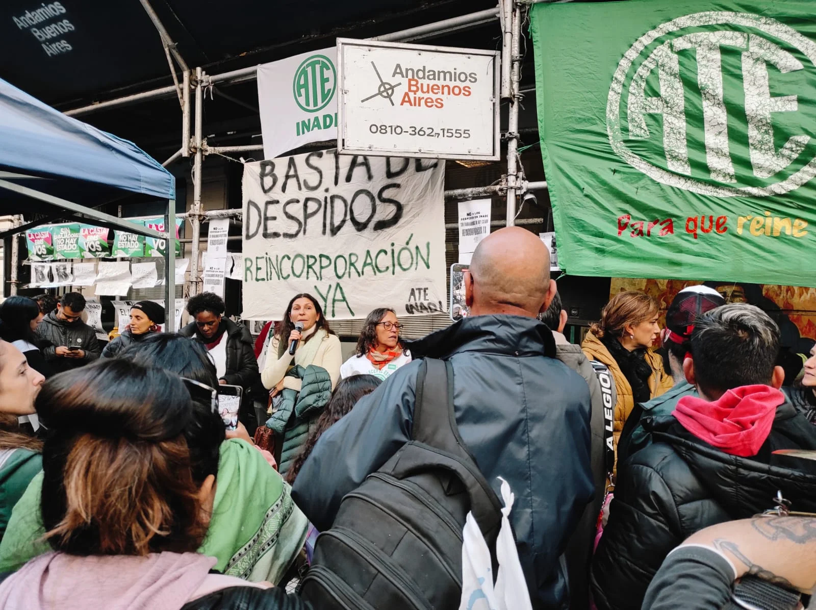 En el primer trimestre del año el PIB cayó 5,1% y la desocupación subió al 7,7%