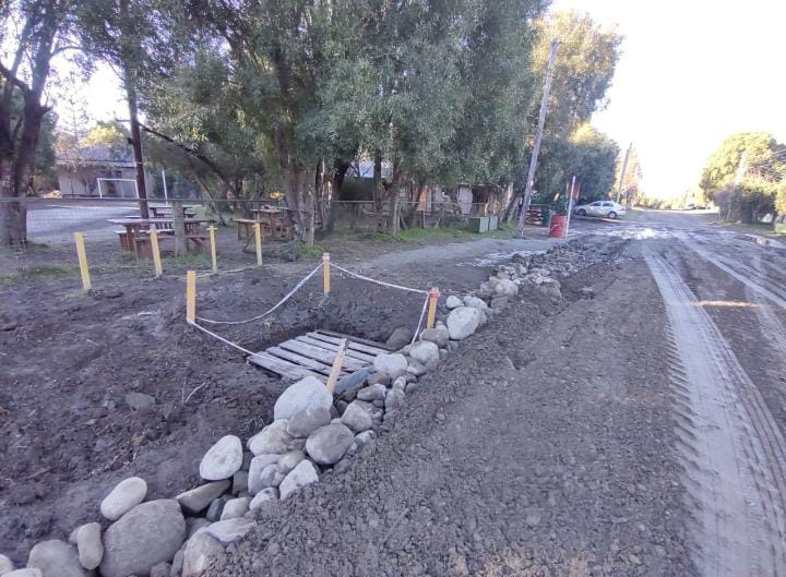 Continúan las mejoras de pluviales en Pájaro Azul de Bariloche