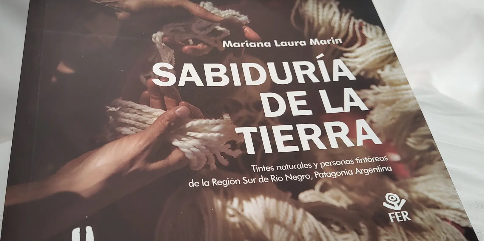 Bariloche: El FER presentará el libro Sabiduría de la tierra de Mariana Marin