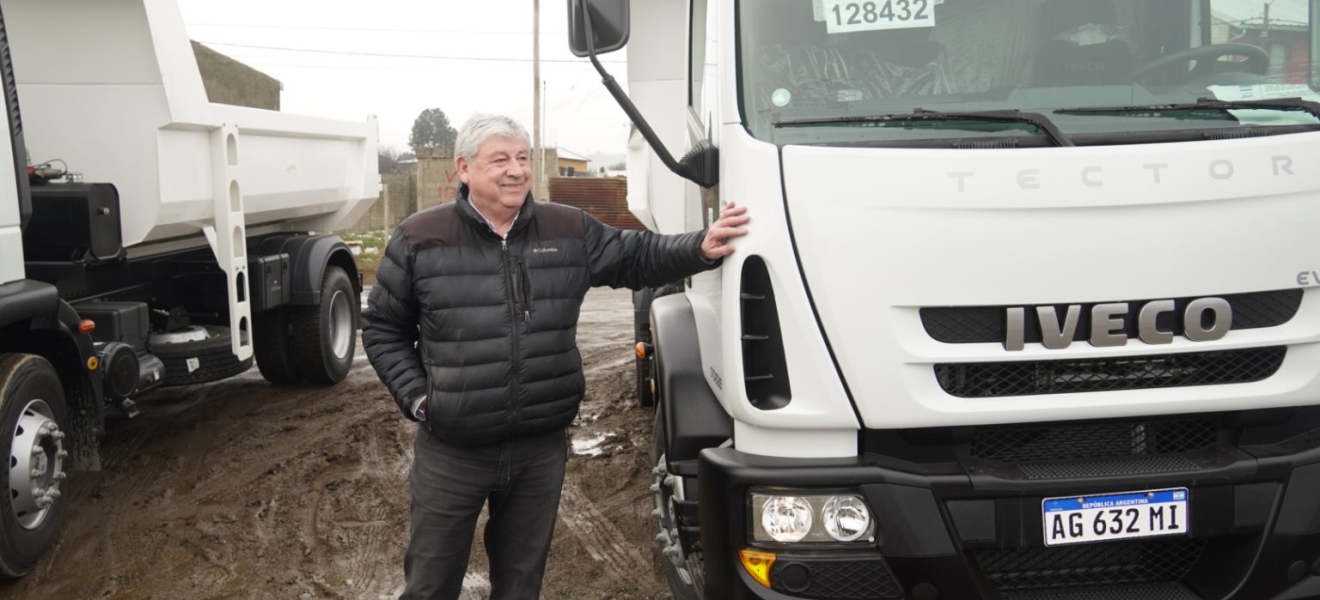 Bariloche suma tres camiones más al parque automotor municipal