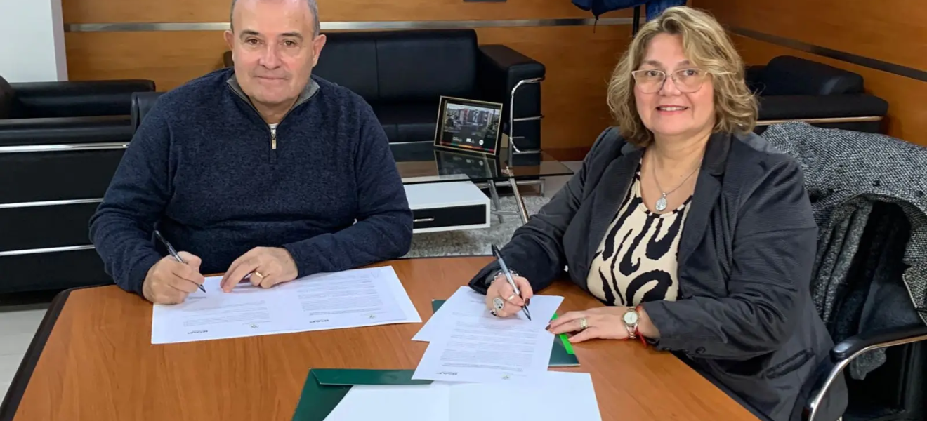 El IPAP firmó un convenio con la Legislatura de Río Negro por capacitaciones