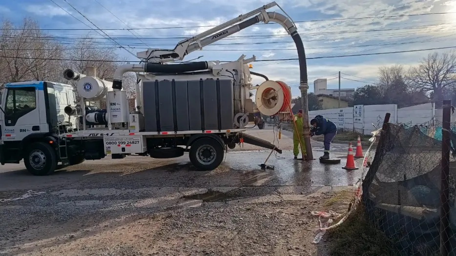 ARSA: trabajos de mantenimiento cloacal en Río Negro