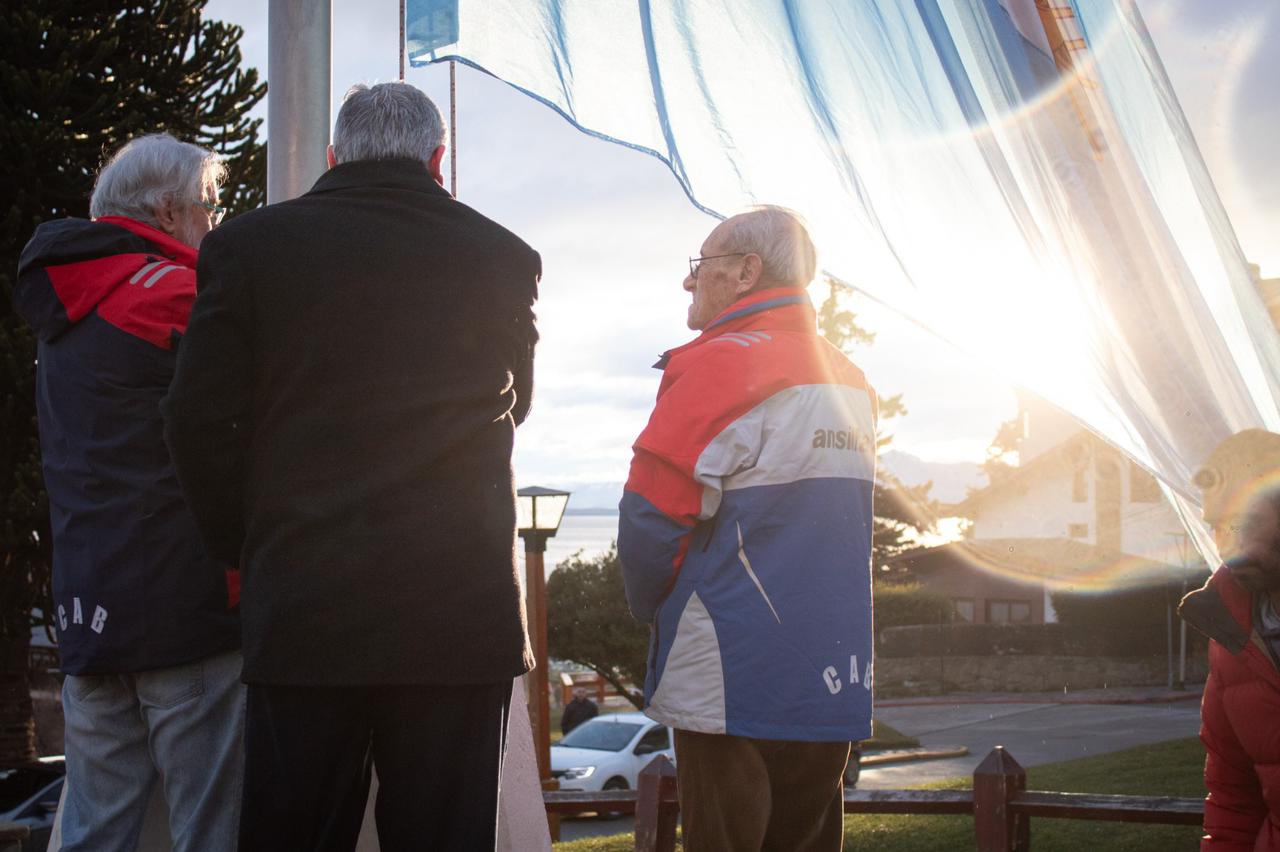 Acto por el Día del Montañés en Bariloche