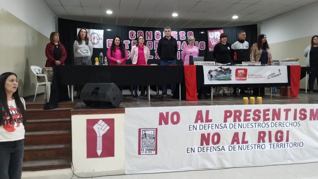 (((video))) Docentes declaran insuficiente la propuesta salarial del gobierno de Río Negro