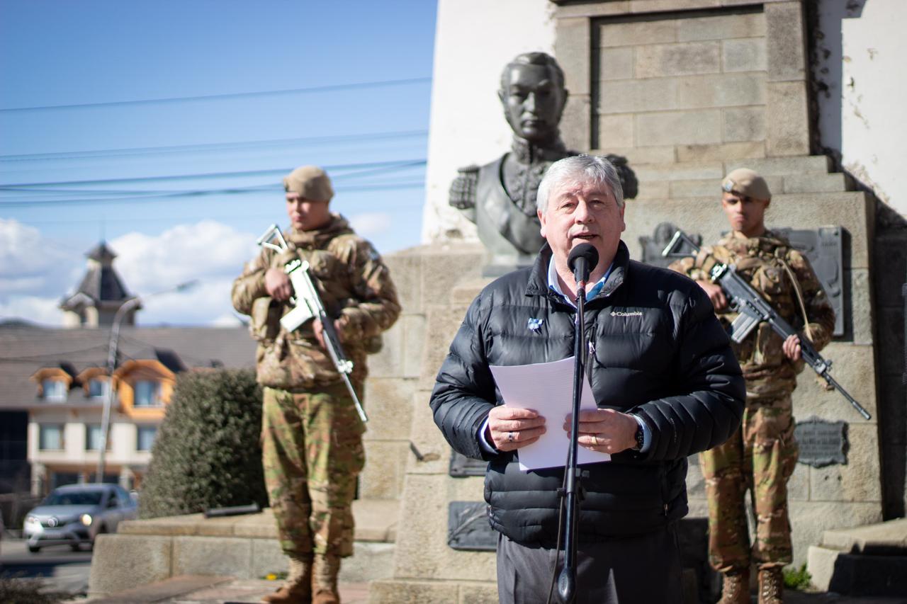 Bariloche rindió homenaje a San Martin