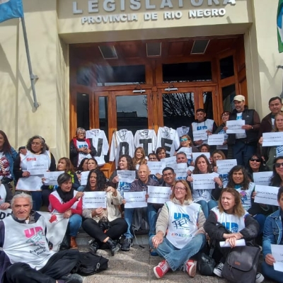 (((video))) UnTER en la Legislatura de Río Negro por la educación como derecho